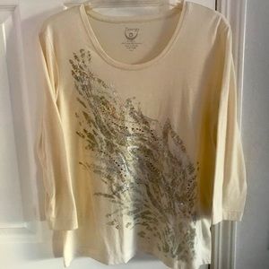 Zenergy by Chico’s Size 2 Cream Top